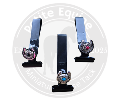 Horse Shoe Number Clip